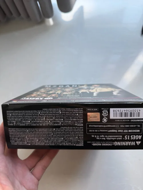 这次买了一个全新的mafex梅根，价格比国内的价格低了很多，主要是用了积分可以抵运费，非常的划算，很好很好