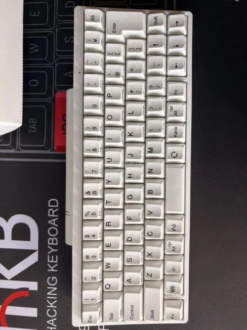 感谢挖煤姬支持煤炉拍卖，购入了心心念念的HHKB 25周年纪念款键盘，而且是全新的，非常喜欢！用了积分发的EMS，很划算，非常好的平台，会继续支持！
