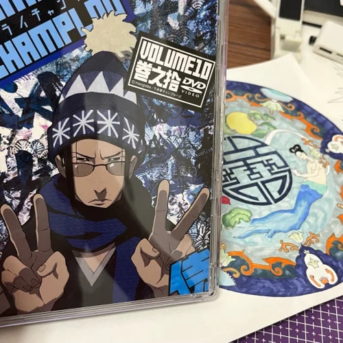 混沌武士DVD终于到货啦，收到后第一时间检查了一遍，整体保存状态比预期还好，外盒、封面和碟片都没有明显磨损，和卖家描述基本一致。包装很扎实，运输过程中没有出现磕碰，开箱体验很不错。作为《混沌武士》的粉丝，一直想收藏这套DVD，这次终于成功补齐，看到实物还是很满足的。...
