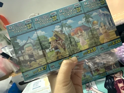 这回很幸运，淘到了棋魂的wcf藤原佐为，小时候很喜欢看的一部动画，慢慢回忆。另外海贼王童年套真的很值得收藏，人物经典可爱