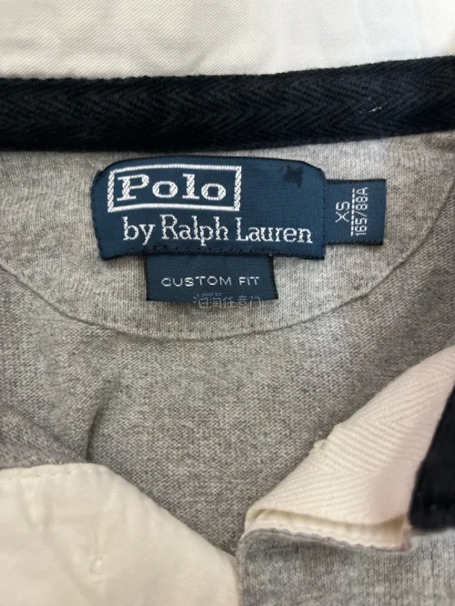 第一次在这个海淘平台淘衣服就很惊喜，海外款式选择多，衣物做工精细没有瑕疵，物流包裹严实，售后贴心，性价比远超代购，会反复回购。