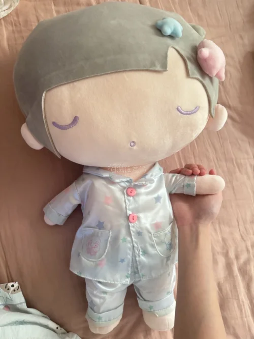 这次切的大娃和小挂件全部到齐啦 超大一只发的竹蜻蜓 价格也不贵 索性马上又切了一只 实在是太可爱了 