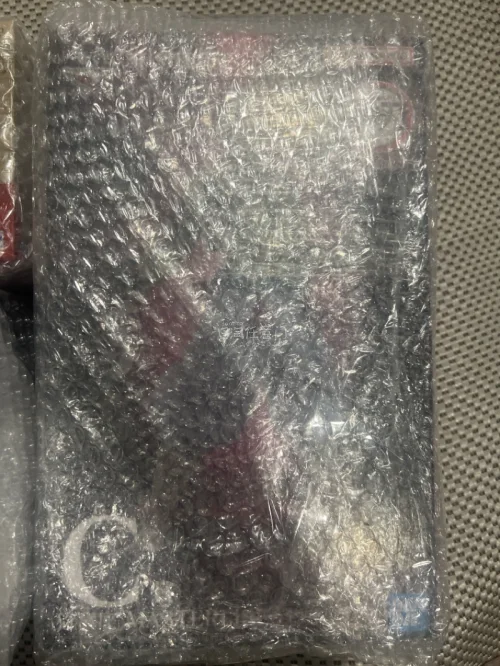 挖煤姬这次淘到寿屋ARTFX J甘露寺蜜璃太惊喜！恋柱的造型表现力十足，飘逸的麻花辫与挥舞日轮刀的动态感做得很到位，特典替换脸也完好保存，涂装细节在线，完美还原蜜璃甜美的气质。挖煤姬打包防护做得很到位，厚厚的气泡膜包裹，漂洋过海盒子八角尖尖没有磕碰。平台操作省心，对...