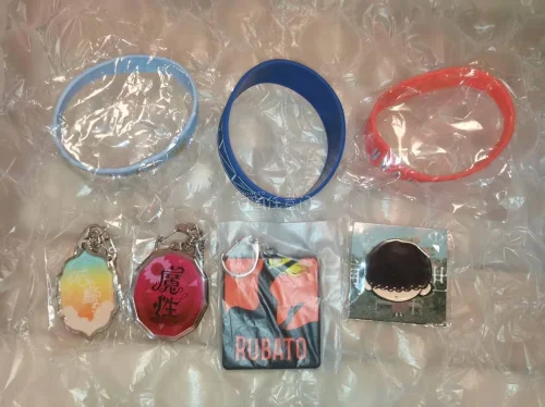 用挖煤姬竹蜻蜓的体验实在太丝滑了！每一步都有清晰通知，让人超安心。竹蜻蜓的包装严实又规整，每件心爱的谷子都完好无损，拆箱时满满幸福感。物流速度比预期快，费用也透明合理，非常满意！