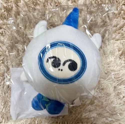整体这次购物体验令人满意。商品与详情页描述相符，质量过关，没有瑕疵。客服响应迅速，咨询问题都能耐心解答。快递配送速度较快，外包装严实完好。收货过程十分顺畅。如果后续有需要，还会考虑再次回购，也愿意向身边朋友推荐。