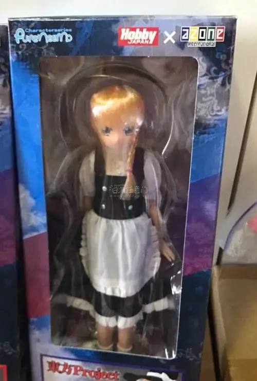 一款古早的雾雨魔理沙azone娃娃，很可爱，非常还原魔理沙的颜值和衣服，收到后感觉状态良好，打包也很仔细不错的体验