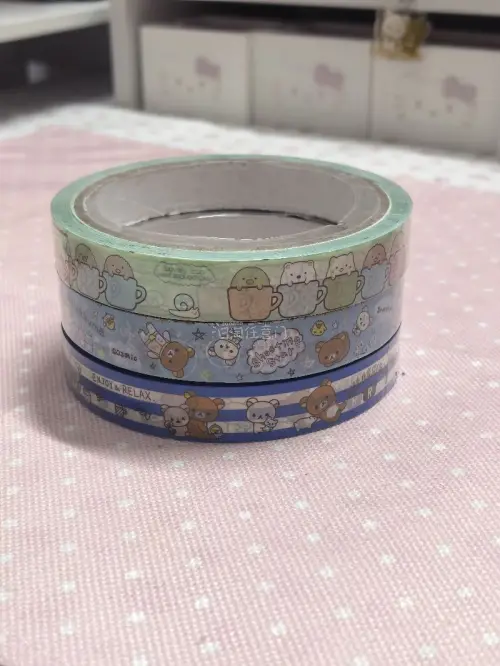 这次海淘收到的一批古早opp胶带真的很惊喜！波点蕾丝、甜点、草莓、轻松熊、维尼这些款式都超级戳我。
品相都很不错，没有漏发，胶带图案复古又可爱，很适合做手帐、贴封口贴。仓库入库和整体转运流程都很顺畅，体验很好，喜欢古早胶带的同好可以多多蹲蹲煤炉，很容易淘到美丽宝贝。...