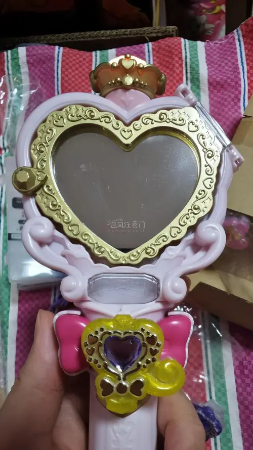 名侦探光之美少女,套装到手