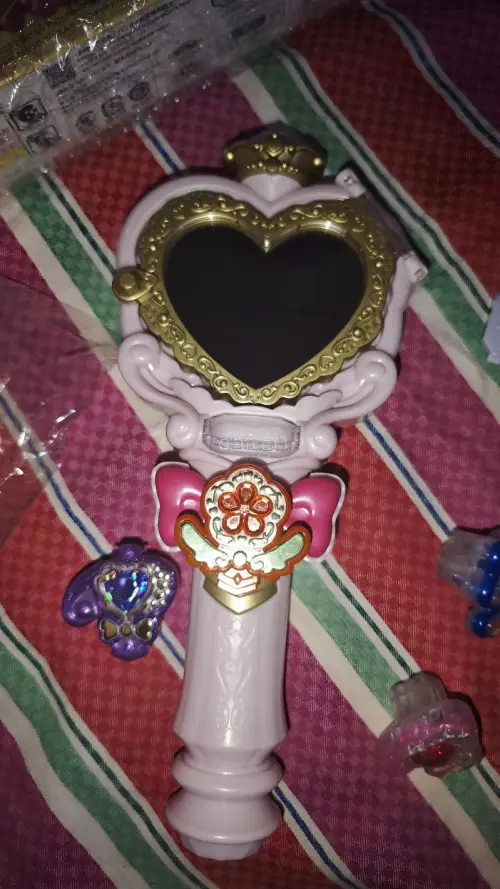 物流还算快，还行吧包的还是很严实的，里三层外三层的，东西还不错完好到手，光美虽然不是道具全收集但是每年还是要买点基础道具意思一下的