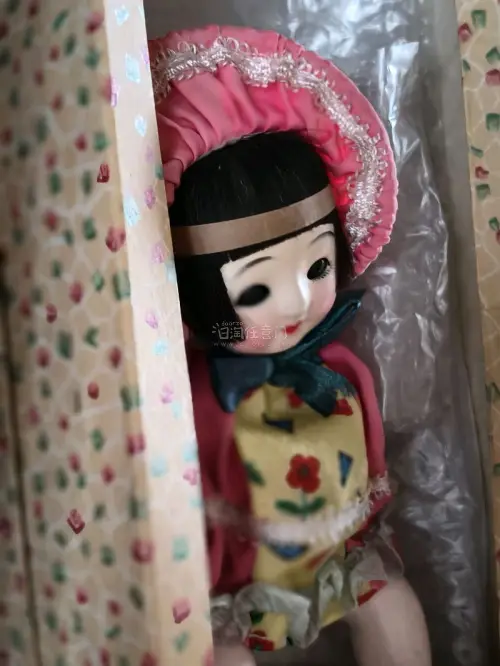 多次在挖煤姬入手日本手工作品，整体体验非常满意，分享一点淘货小技巧给同好。搜索不要只用中文，善用平台翻译切换日文关键词，多尝试同义、相关词条，很多小众手作只有日文标题才搜得到，也可以搭配识图功能，快速定位同款好物。看中喜欢的物件先加入收藏，时常刷新蹲守，不少卖家会自...