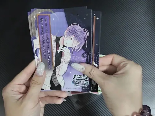 这次用挖煤姬下了s店站点的现货亚克力立牌～我是复制官网?到站内直接跳转的，也可以在stellaworth站点用关键词搜索?这次依旧走的是ems线路，从岛内发出到签收只花了5天，每次都超级快?