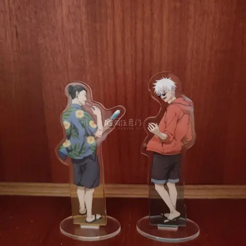 这次海淘购物体验很不错，收到的立牌和挂件品相都符合预期，包装严实，物品保护得很好。整体下单、转运流程顺畅，物品完整无损到手，很满意这次的购入，顺利收到很开心。
