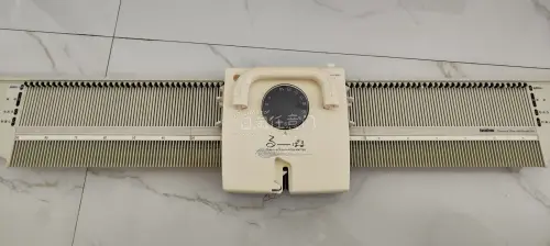 海淘最多最爱的还是编织机，这台kh360双针板，适合几乎所有粗细的毛线，是新手超级完美的选择！
另外，挖煤姬的包装真的非常用心且牢固，每一次合单商品都会免费加箱，且打包的严丝合缝，到手都是完好无损，爱了爱了~
