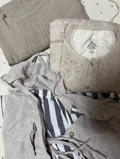 这次依旧是美丽衣服的一箱！不过这次有个我之前没买过的衣服类别——围裙风的背心裙。是品牌“cloud nine的”，围裙的关键词则是“エプロン風キャミワンピ”（围裙风背心连衣裙）。
记住这些关键词到挖煤姬的搜索框输入就可以识别并购入出美丽的好衣服。