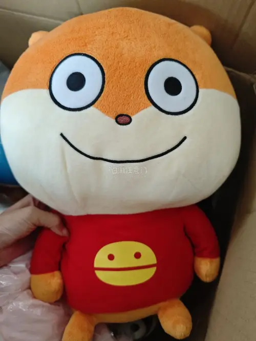 在挖煤姬雅入手了这一批哆啦A梦中古毛绒玩偶，都是很有年代感的老款，充满童年回忆。平台下单操作简单，入库打包防护做得很到位，收到实物和卖家描述基本相符，海淘体验很不错，以后还会继续在这里蹲喜欢的中古玩具！