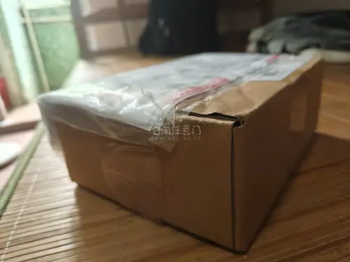 物品早上收到，中午回来打开包装一瞅不错啊！包装得挺好的，线材也很新。长度也合我意！整过购物过程挺好的，从日本回来时间上比以前快了。跟国内比的话物品质量好很多，价格也有优势。最关键的是服务质量比国家某鱼好，没有乱七八糟的人和事。也没有到手刀啊什么滴！购物过程让人舒畅。...