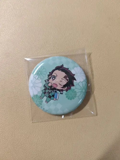 已经是我第十一次在挖煤姬上切煤了，这次的清关虽然慢了点，但还好是有惊无险，物流也很迅速！超级好评！东西到手时的状态也很好！感谢卖家，感谢挖煤姬！