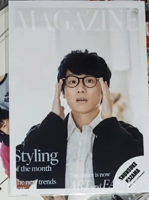 非常愉快，烧普收到了，里面除了烧普以外还有一本场刊，特别好，非常精致。不得不说，挖煤姬的服务非常到位，东西打包很到位，收到以后没有任何损伤，拿到手里和新的一样，非常满意，好评好评，今后我还会继续海淘