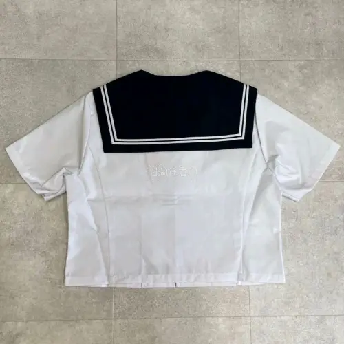 非常棒的购物体验，第一次在这个平台买到这么满意的衣服。从那么远的日本运输到这里来，包装非常好非常严实，衣服跟实物描述一模一样，非常好的体验。