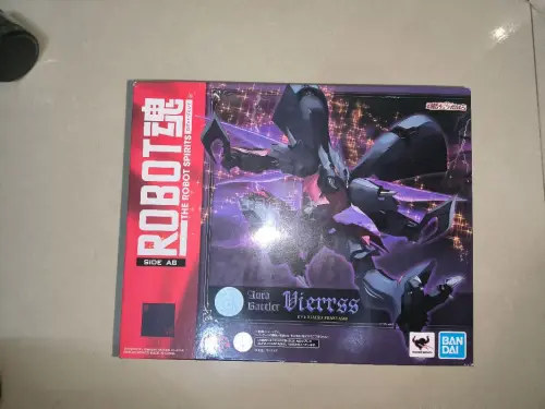 这次在挖煤姬代购买的是robot魂的丹拜因玩具，挖煤姬给的优惠券特别高。用实惠的价格买到了心心念念的玩具
