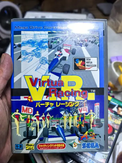 商品品相和卖家描述高度吻合，盒内配件齐全完好，纸张无发黄折痕。包裹缓冲扎实，长途运输没有磕碰，非常满意的一次中古游戏海淘收藏。