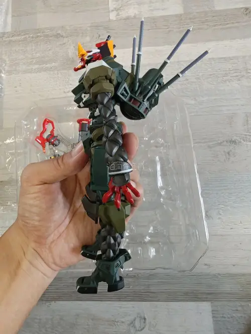 二手模型成色很棒，和商品图片描述基本一致，没有隐藏瑕疵。转运加固到位，历经海运颠簸完好送达，这次海淘体验很不错。
