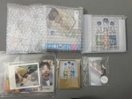 第二箱合单也很快收到了 依旧包装很安全 里面都没有受损 切到了很多好价美卡 很愉快的购物体验 继续等待下一批到货^o^