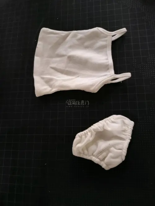 volks dd这类娃娃特点是体积大重量轻，通过分箱之后走按重量计费的ems又快又便宜，挖煤姬分箱服务很棒，吉吉国王可以加急，打包的也很结实~
