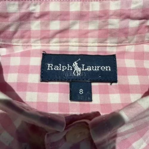挖到件质感很好的Ralph Lauren单品！粉色格子衬衫氛围感十足，上身很显气质，是百搭款。衣服成色不错，面料柔软，和图片没有落差，购物体验很好，很满意这次的收获，日常穿搭闭眼入。