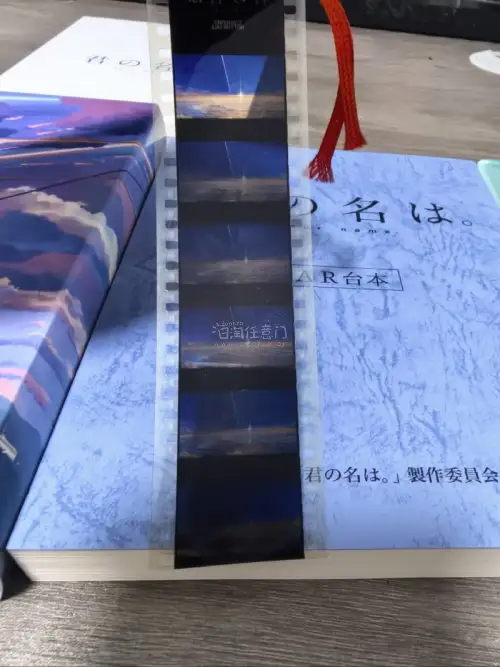 这次海淘收获两件很棒的日谷好物，Re:从零开始的异世界生活雷姆主题遥控痛车，还有《你的名字。》4K收藏版蓝光BOX。遥控车包装盒保存完好，痛车印花图案非常好看；蓝光套装外壳质感高级，是收藏向的豪华版本。商品包装防护到位，漂洋过海到手品相完好，海淘流程很顺畅，能收到心...