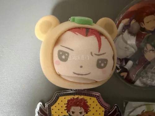 又是一次在挖煤姬的海淘分享 这次也是切到了很多好价和喜欢的谷子 切煤切到的谷子可以挂在痛包和日常包上面作装饰 挖煤姬的多站点和搜索功能我非常的喜欢！希望以后能有更多的购物分享～