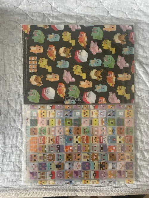 又到了一箱包裹，本次还是ems，配合积分低扣太香了！买了一些宝可梦周边，pokemon doll stamp，邮票风格的一个文件夹收纳盒，本来以为是有单独存放的，结果没有。还有两张文件夹，最后是两张贴纸。下个月继续！