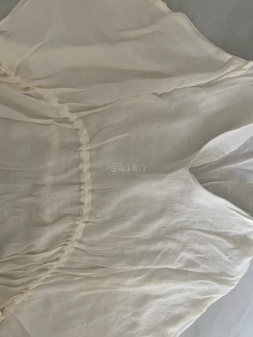 这次在挖煤姬海淘入手的日系衣服体验很不错！商品实物成色和卖家描述一致，面料质感柔软舒服。整个下单、代拍流程清晰流畅，物流轨迹全程可查，包装保护得很到位，衣服没有出现压皱破损的情况。平台操作简单省心，从日本到国内整体时效可以接受，能够轻松淘到国内少见的古着单品，海淘购...