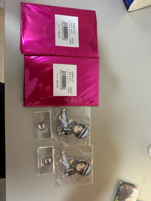 鬼灭之刃谷到货｜吧唧+立牌开箱分享