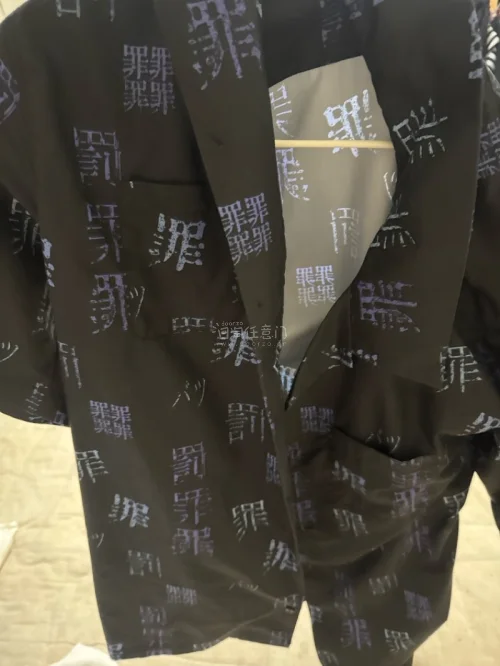 已经是挖煤姬的资深追随者了很多漂亮的完售品都能在这里以很实惠的价格买到，发货和物流更是没得说特别迅速安全啊物流全程都可以追逐特别棒