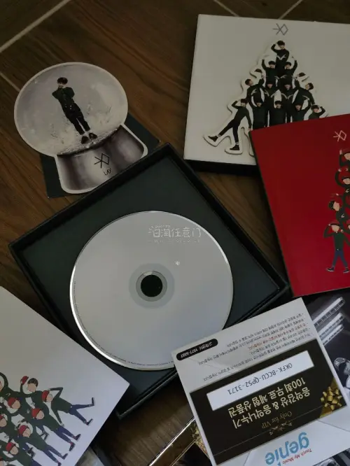 在挖煤姬我主要是在上面淘韩团古早专辑。在这个软件里卖家的实拍都给得特别全，有疑问都可以建立服务工单等待客服解答。挖煤姬的仓储功能也很实用，我可以把好几单东西先全部存在仓库里，等我买够了再一起合并转运回国，不用买一单就付一次国际运费，能省下不少钱。而且合箱打包做得挺到...
