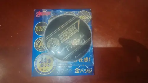 走的竹蜻蜓专线，速度快到超出预期，漫威黑金吧唧简直是艺术品，已经撕膜美美摆上。整体购物体验很棒，推荐入手！