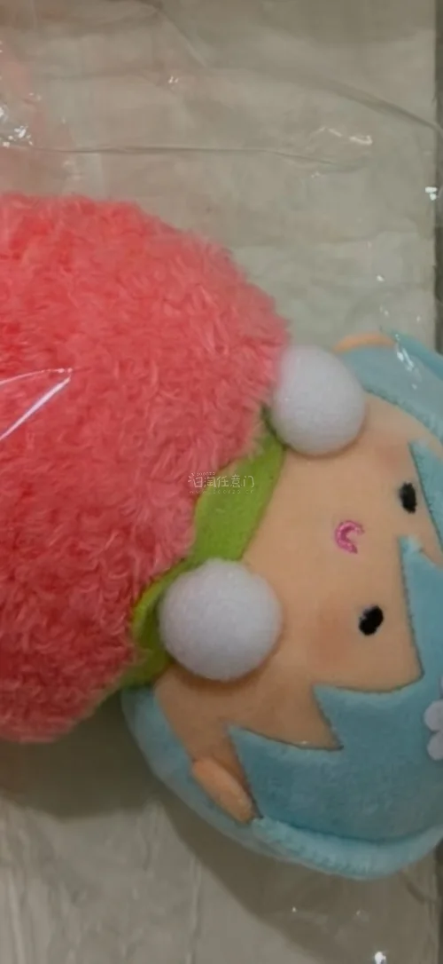等了好久的刀剑乱舞和全家的联动娃娃终于到了。这个捧脸娃娃好可爱，多亏了有日淘任意门，我才能从煤炉购买这个商品！购物体验很好