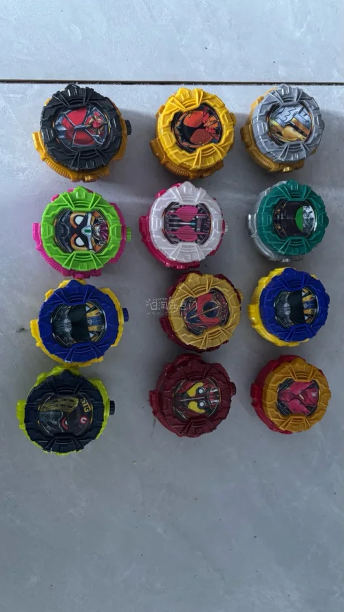 这次在挖煤姬入手心仪的日版中古玩具，整体购物体验很不错。平台自带翻译功能，看不懂日文也能轻松浏览商品，代拍竞价稳定，想要的好物可以顺利拍下。仓库入库会提供实物实拍，能提前确认商品品相，避免踩坑。

支持免费仓储，多件商品可以合单发货，有效节省国际运费。仓库打包防护到...