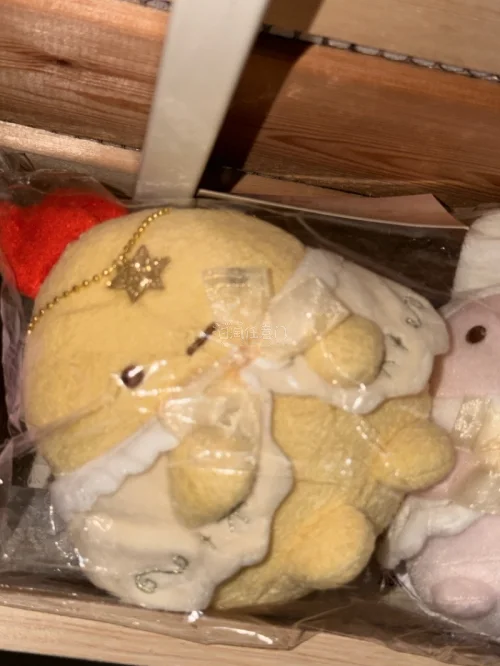 成功在挖煤姬收到角落生物?！品相和卖家图片一致，娃娃软软糯糯。仓库打包很用心，缓冲保护到位，漂洋过海没有挤压变形。下单、入库拍照、物流追踪都很顺畅，海淘很安心，圆梦成功，下次继续来切煤！ദ്ദി(˶>?<˶)✧