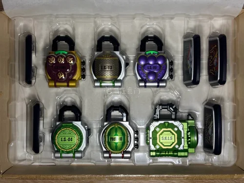 日淘任意门体验绝了！界面简洁操作流畅，中文翻译精准，日拍、煤炉的谷子都能轻松搜到，合单还能省运费。物流选竹蜻蜓专线，包税清关快，全程追踪物流信息超安心。打包更是专业，外层硬箱 + 气泡膜层层加固，边角防撞处理到位，周边到手完好无损。客服响应神速，有问题秒回。性价比高...