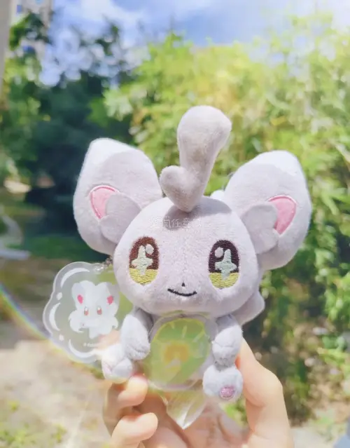 这次用挖煤姬成功蹲到了心心念念的宝可梦泡沫栗鼠毛绒，真的开心到爆棚！这款是超级稀有的款式，国内基本很难搜到，能顺利入手真的太幸运了。实物巨可爱，软糯又精致，到手瞬间被治愈，我的泡沫栗鼠毛绒收藏图鉴又成功更新，真的太感谢挖煤姬了！
 
除了自留的毛绒，我还帮朋友蹲到了...
