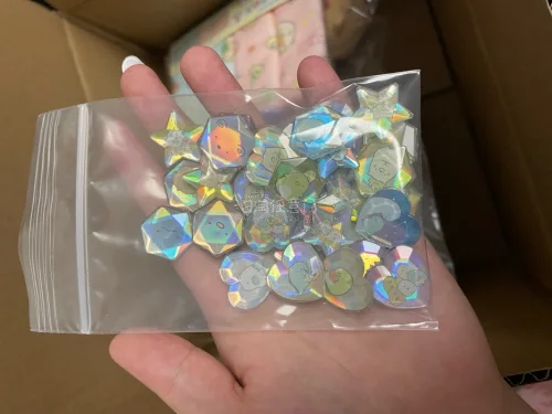 角落生物美品分享，很喜欢的一些小周边，包装完好杯子也没有破损，竹蜻蜓国际运费很划算，挖煤机还有积分抵扣极力推荐！！！