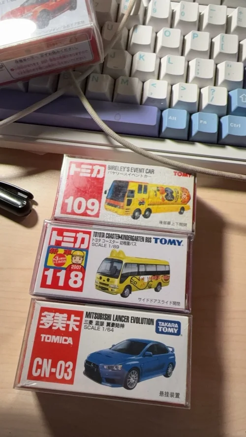 代购靠谱，多美卡挖煤品相完好，漆面无划痕。包装防护到位，运输没有压盒。模型细节精致，可动结构顺畅，收藏很满意，下次继续回购。