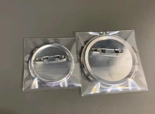 多次使用挖煤姬，整体体验很满意。自动竞价功能方便蹲好物，仓库打包细心，易碎周边妥善防护，物流信息更新及时，客服响应快，收谷安心靠谱。