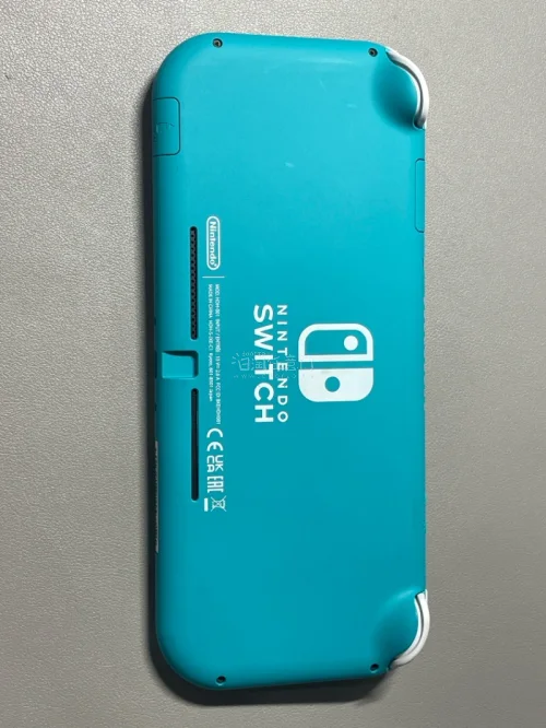这次切到了很可爱的小青
年份非常好
走的是yahoo拍卖
卖家细节图给的很仔细
到手没有暗病，状态非常好
挖煤姬用yahoo拍卖也非常方便
我还会继续使用挖煤姬的