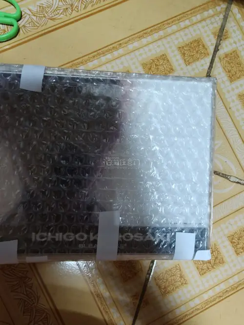 这次买了死神的谷子用了拍卖功能很方便还有a店的预售发货也很快，然后通过了竹蜻蜓运会只需要两周就拿到手上了超级迅速还无损
