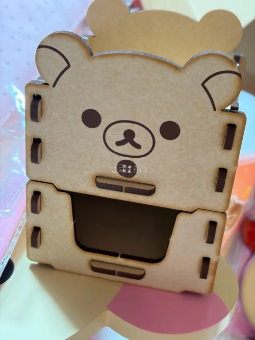 买到手就是全新未拆的~和卖家描述的一样喔！感谢卖家出物！摆在桌子上超级萌~挖煤姬也非常好，采购简直是秒速，我特别特别感谢?