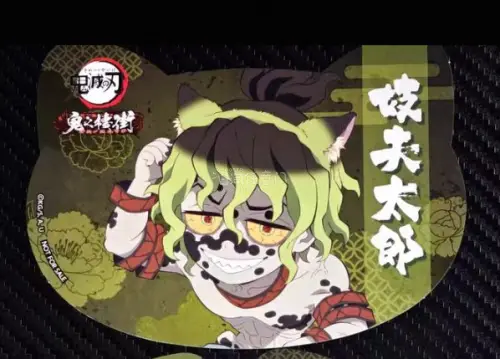 在通贩之前切的，终于拿到了，摆在一起好赏心悦目呀，一直都在用挖煤姬也没踩雷什么的，好开心，以后还会继续用挖煤姬搜寻更多好价的
