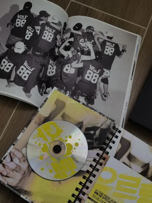 这次在挖煤姬淘到不少EXO珍藏好物，有《Lotto》、《咆哮》专辑，《XOXO》专辑还有小分队明信片小卡，都是很有纪念意义的收藏。
挖煤姬对新手十分友好，操作简单好上手，支持合单发货能省下不少国际运费。选择海运仅二十多天就送达，客服耐心，包裹保护到位，顺利通关收货，...